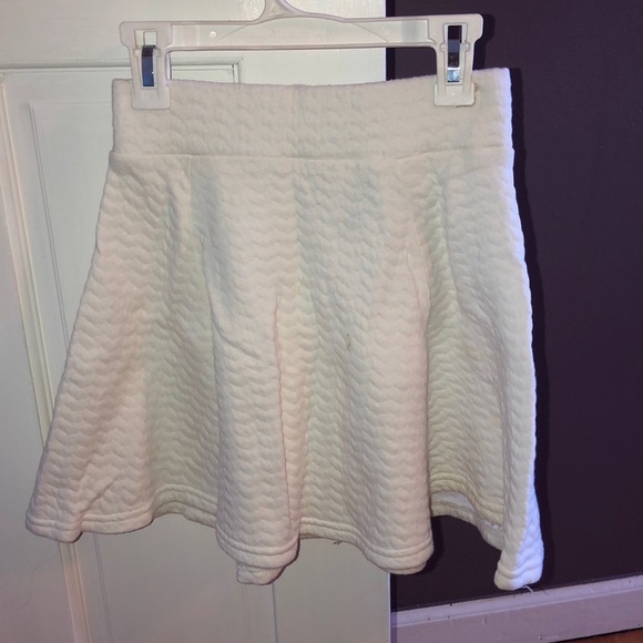 H&M white skirt - Picture 1 of 3
